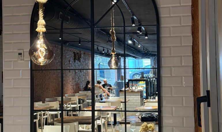 Cocina de Neptuno Salón principal